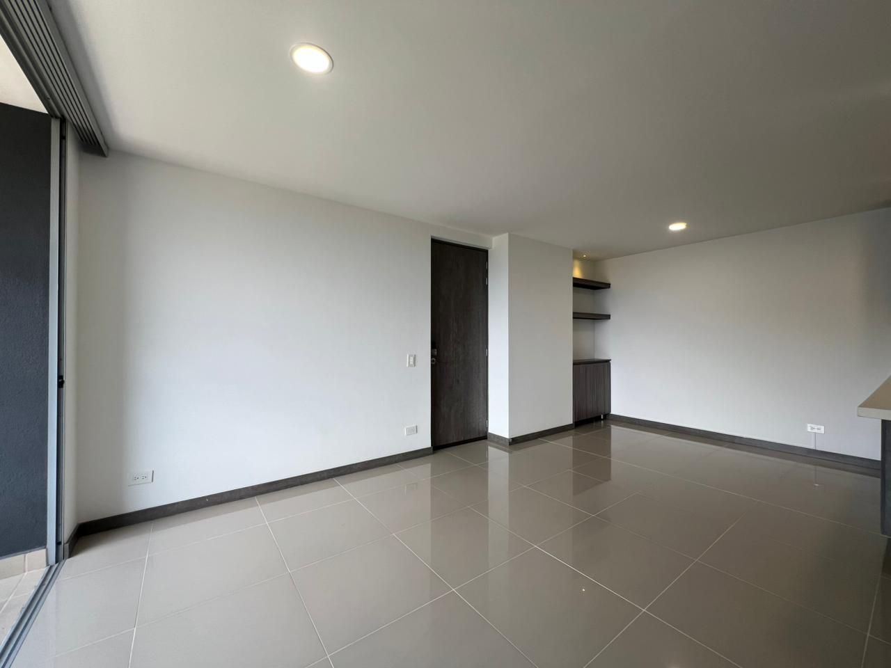 Apartamento en arriendo Antioquia Envigado San José 82 m2 Habitaciones 3 Baños 2 Garajes 2 Precio $3750000