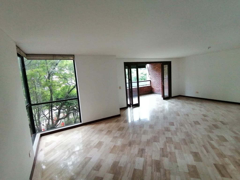 Apartamento en venta Valle Del Cauca Cali Santa Teresita 165 m2 Habitaciones 3 Baños 3 Garajes 2 Precio $530000000