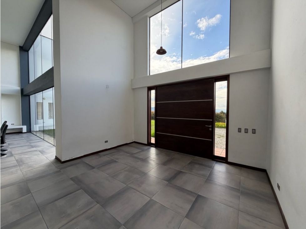 Casa Campestre en arriendo Antioquia El Carmen De Viboral El Carmen De Viboral 612 m2 Habitaciones 6 Baños 7 Garajes 6 Precio $8000000