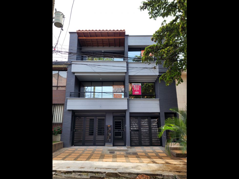Apartamento en arriendo Antioquia Medellín Rosales 100 m2 Habitaciones 3 Baños 3 Garajes 1 Precio $3200000