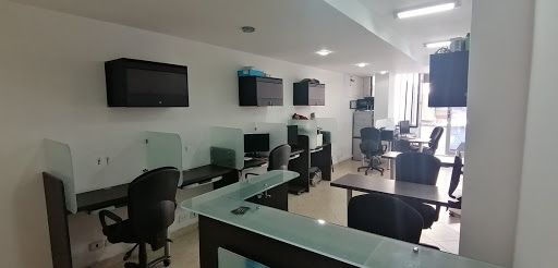 Oficina en arriendo Antioquia Medellín La Candelaria 33 m2 Habitaciones 0 Baños 1 Garajes 0 Precio $1400000