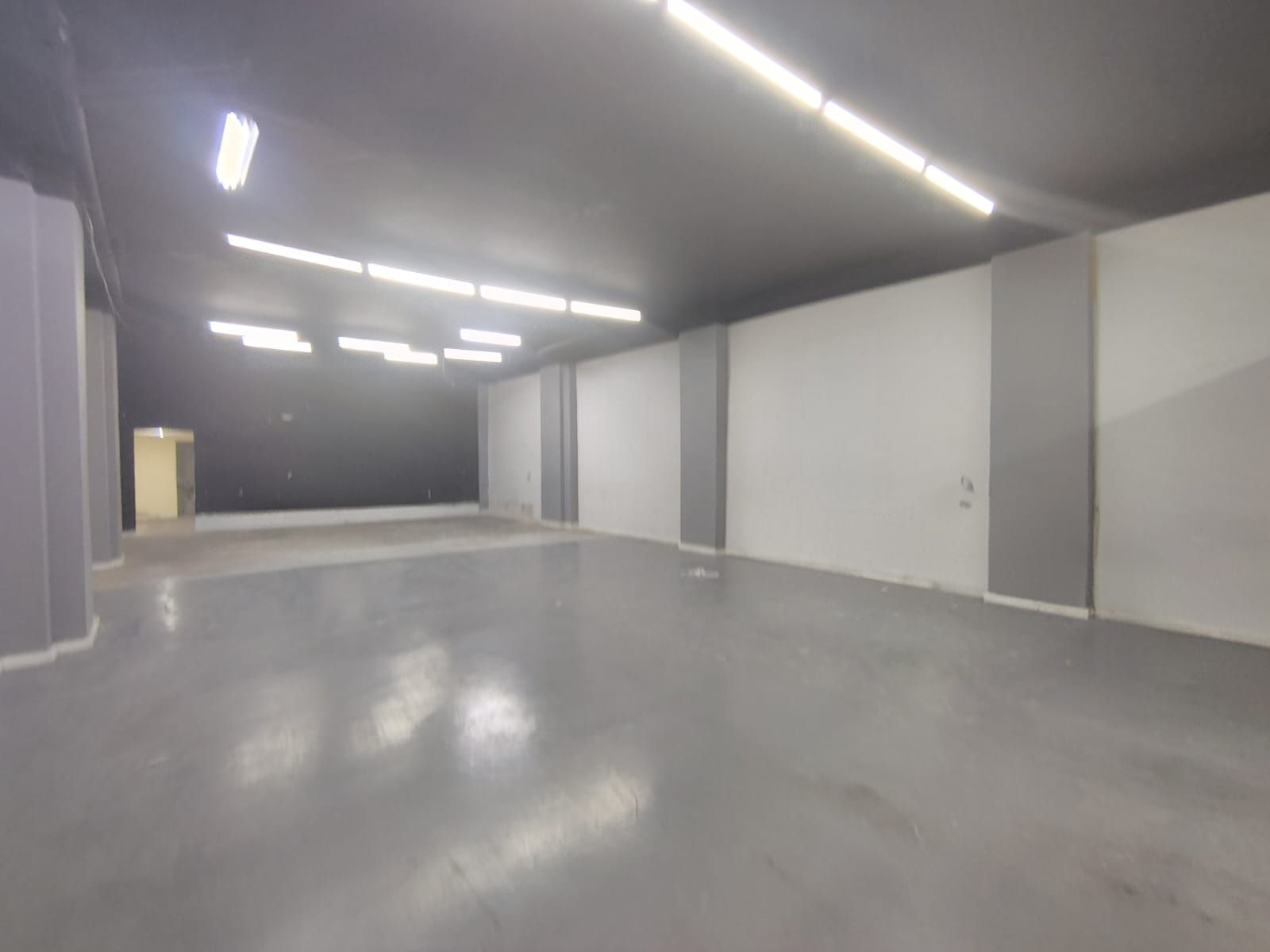 Bodega en arriendo Antioquia Medellín Granada 250 m2 Habitaciones 0 Baños 1 Garajes 0 Precio $13400000