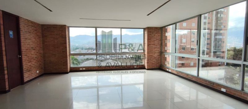 Oficina en arriendo Antioquia Medellín Colombia 64 m2 Habitaciones 0 Baños 1 Garajes 0 Precio $5521600