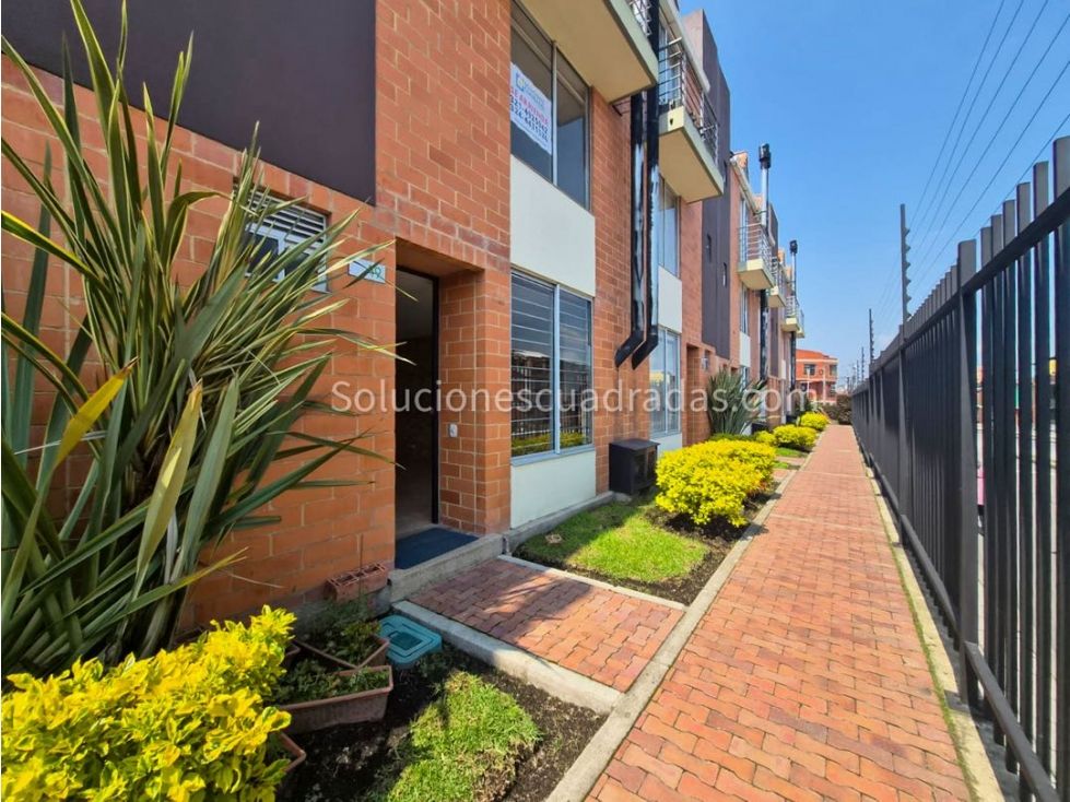 Casa en arriendo Cundinamarca Tocancipá Centro 103 m2 Habitaciones 5 Baños 3 Garajes 1 Precio $2500000