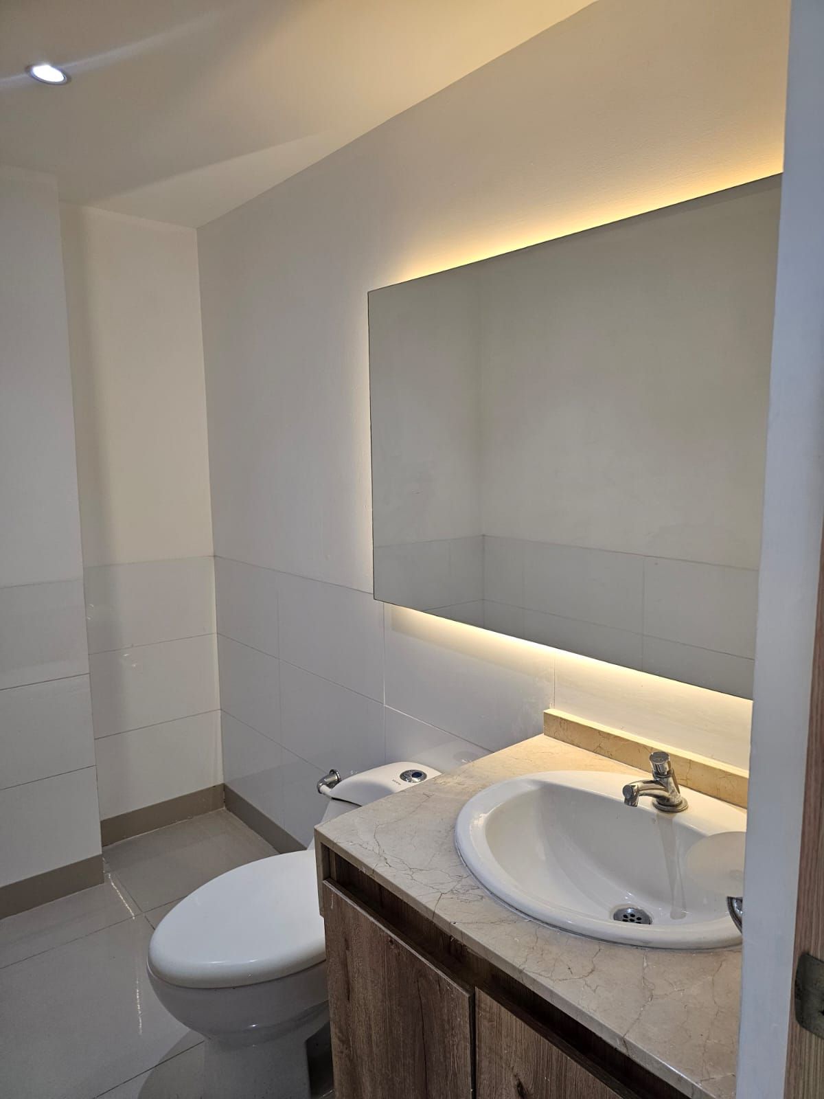 Consultorio en arriendo Atlántico Barranquilla San Vicente 37 m2 Habitaciones 0 Baños 1 Garajes 6 Precio $3360000