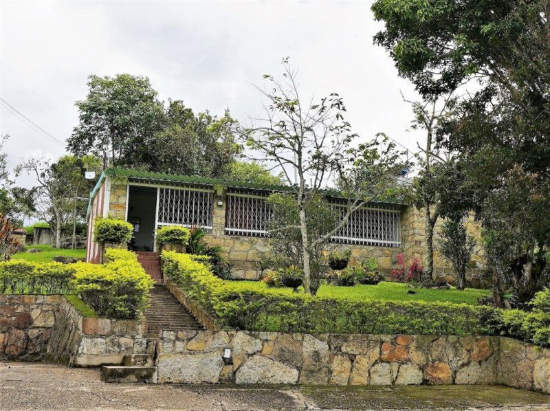 Finca en venta Cundinamarca Arbeláez Arbeláez 140 m2 Habitaciones 5 Baños 3 Garajes 5 Precio $595000000