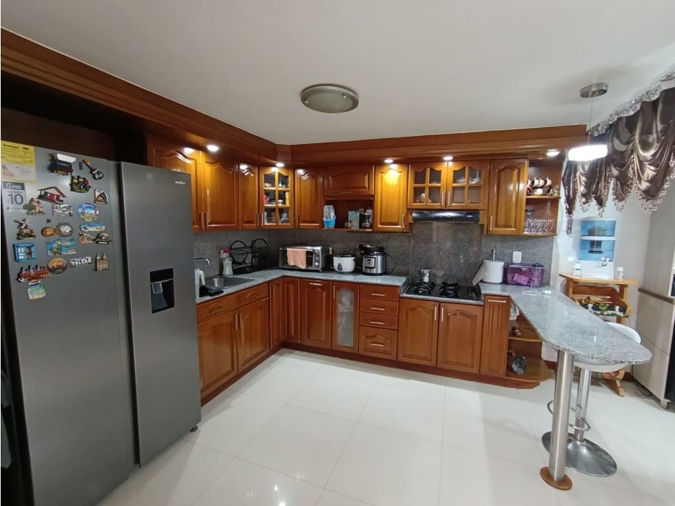 Casa en arriendo Antioquia La Ceja Cuatro Esqunas 180 m2 Habitaciones 4 Baños 3 Garajes 0 Precio $3400000
