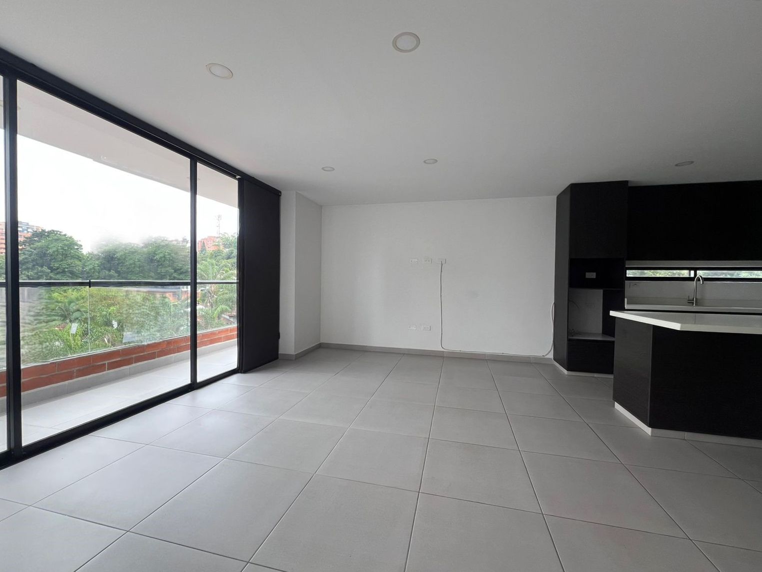 Apartamento en arriendo Antioquia Envigado La Inmaculada 87 m2 Habitaciones 3 Baños 3 Garajes 1 Precio $3600000