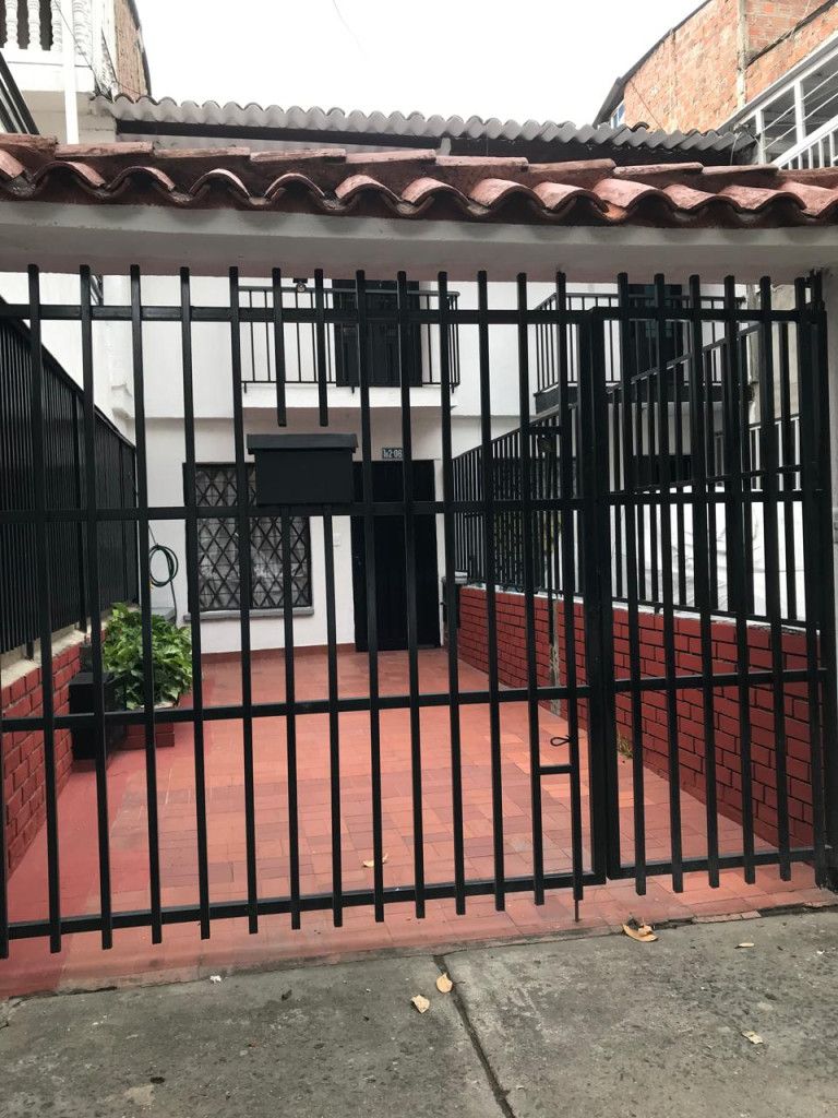 Casa en venta Valle Del Cauca Cali Sector Calima 60 m2 Habitaciones 3 Baños 2 Garajes 1 Precio $310000000