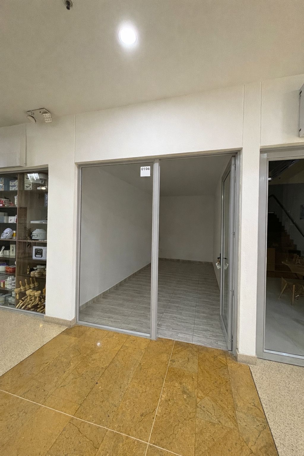 Local en arriendo Antioquia Medellín Bombona No 1 16 m2 Habitaciones 0 Baños 0 Garajes 0 Precio $1700000