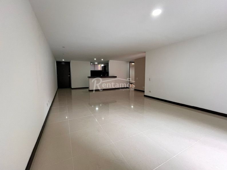 Apartamento en arriendo Antioquia Envigado Bosques De Zúñiga 108 m2 Habitaciones 2 Baños 2 Garajes 1 Precio $4500000