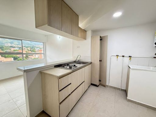 Apartamento en arriendo Antioquia Medellín Cristobal 50 m2 Habitaciones 2 Baños 1 Garajes 0 Precio $1700000