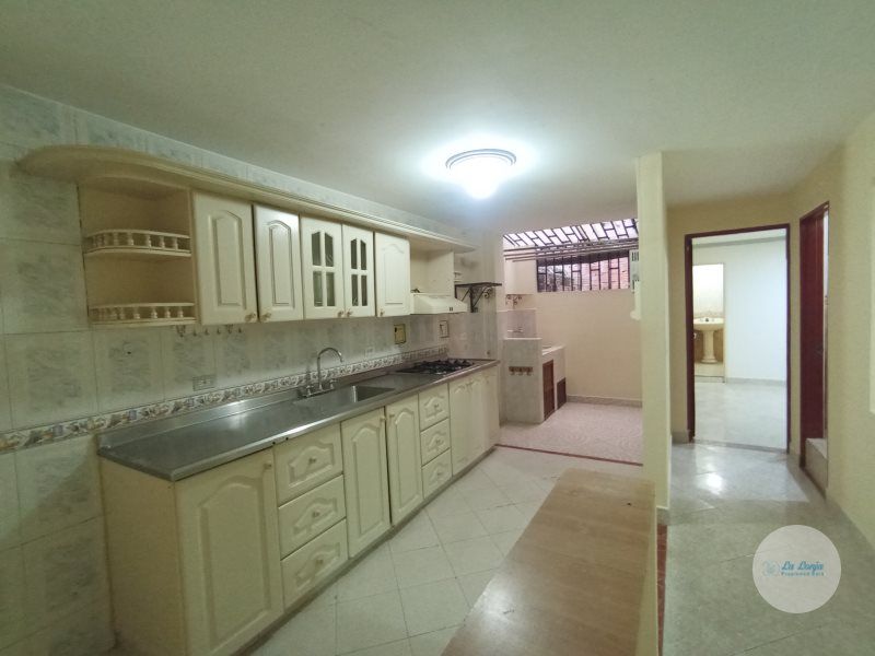 Apartamento en arriendo o venta Antioquia Bello La Cabañita 96 m2 Habitaciones 3 Baños 2 Garajes 0 Precio venta $500000000 Precio arriendo $2000000