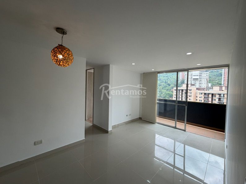 Apartamento en venta Antioquia Sabaneta Los Alcázares 60 m2 Habitaciones 2 Baños 2 Garajes 1 Precio $480000000