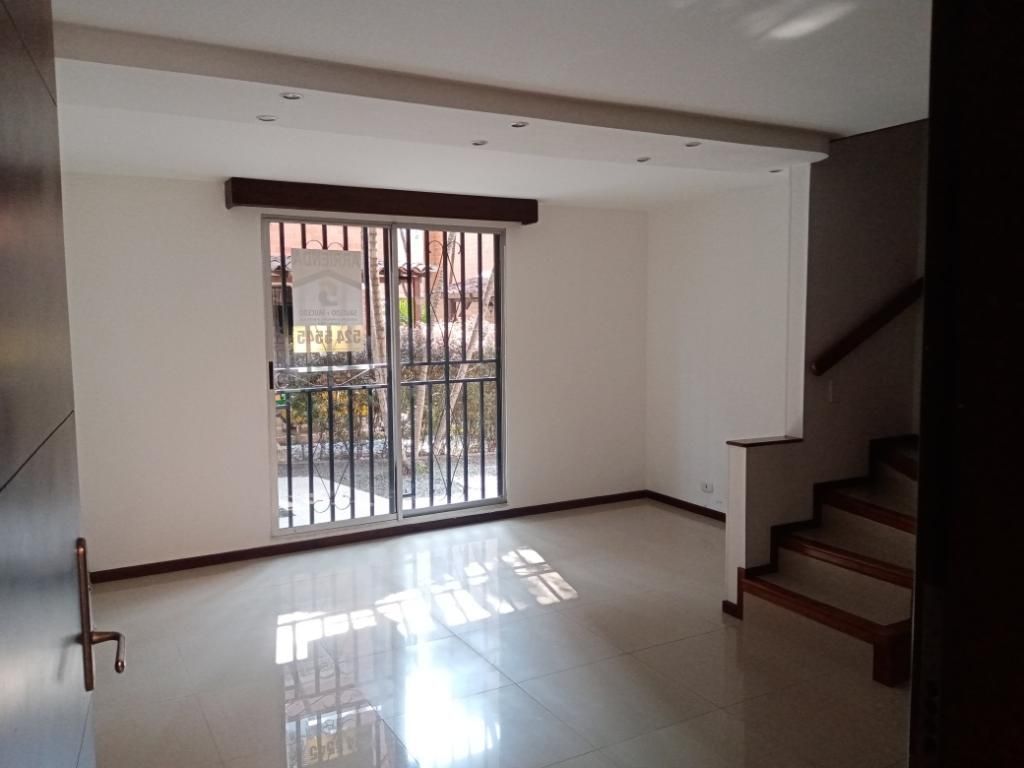 Casa en arriendo Valle Del Cauca Cali Lili 110 m2 Habitaciones 3 Baños 3 Garajes 1 Precio $2250000