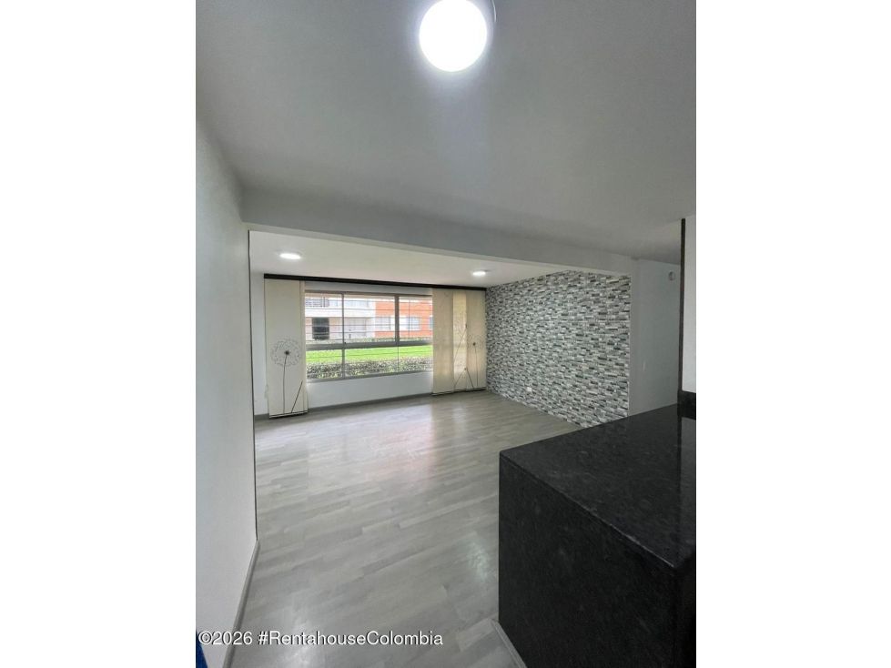 Apartamento en venta Cundinamarca Bogotá Campo Alegre 77 m2 Habitaciones 3 Baños 2 Garajes 1 Precio $450000000