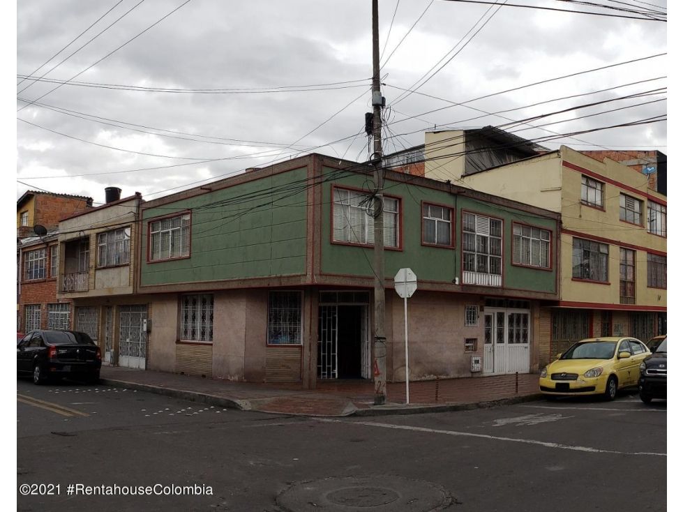 Casa en venta Cundinamarca Bogotá La Aurora 156 m2 Habitaciones 5 Baños 4 Garajes 1 Precio $750000000