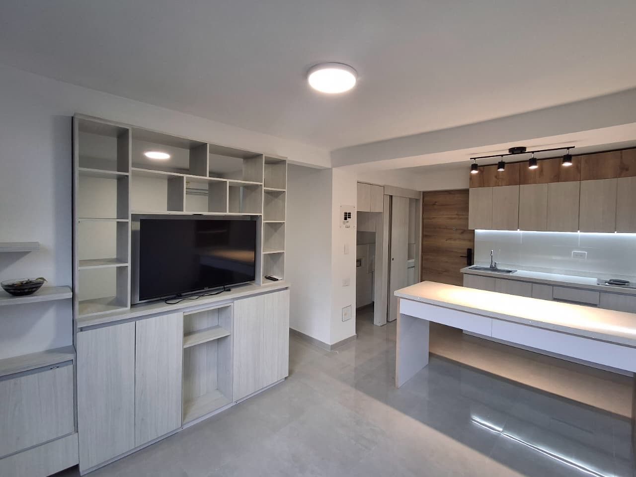 Apartaestudio en venta Valle Del Cauca Cali El Refugio 32 m2 Habitaciones 1 Baños 1 Garajes 0 Precio $275000000