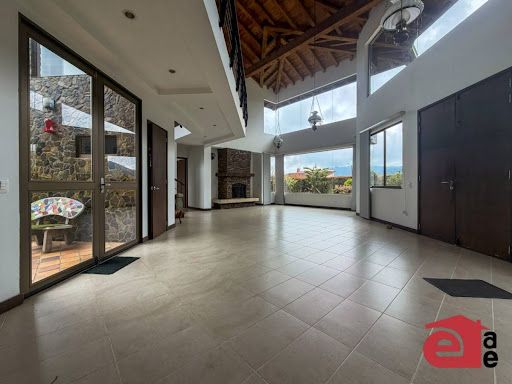 Apartamento en arriendo Antioquia Envigado Envigado 1700 m2 Habitaciones 3 Baños 4 Garajes 6 Precio $14000000