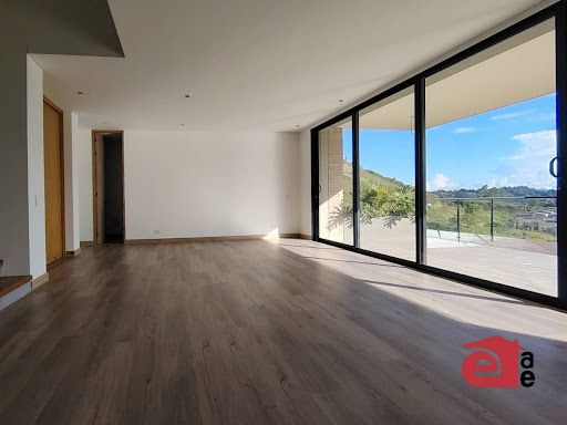 Casa Campestre en venta Antioquia Rionegro Rionegro 328 m2 Habitaciones 3 Baños 5 Garajes 2 Precio $2650000000