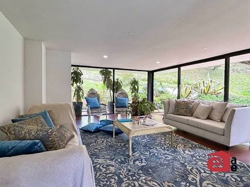 Casa Campestre en venta Antioquia Envigado Envigado 400 m2 Habitaciones 5 Baños 4 Garajes 2 Precio $2900000000