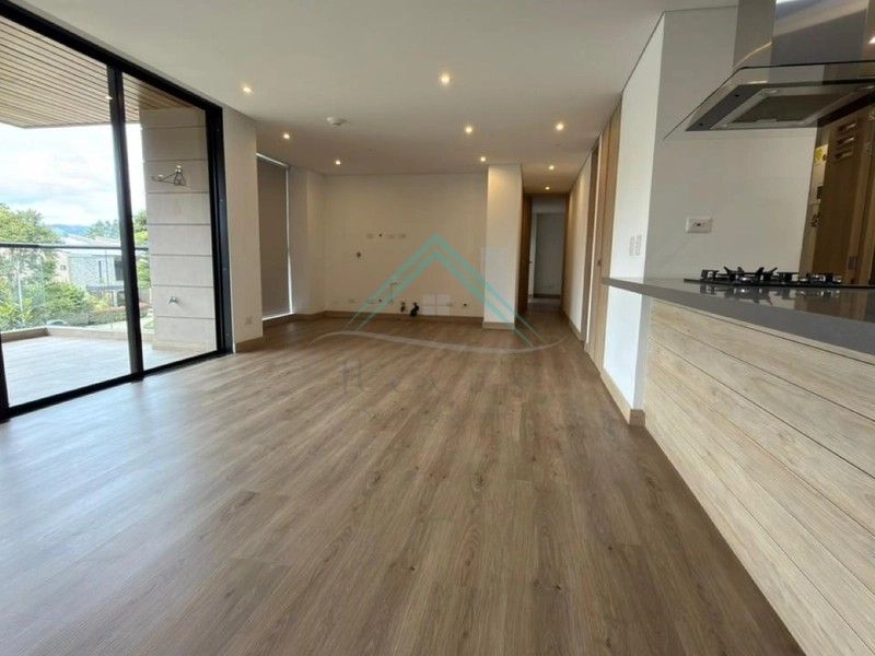 Apartamento en arriendo Antioquia Rionegro Cuatro Esquinas 115 m2 Habitaciones 2 Baños 2 Garajes 2 Precio $8000000