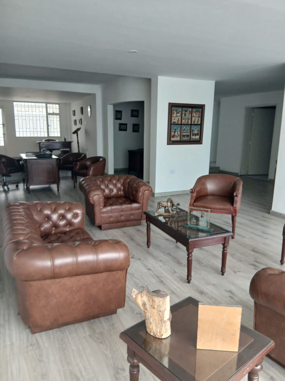 Casa en arriendo Cundinamarca Bogotá Normandía 238 m2 Habitaciones 5 Baños 3 Garajes 0 Precio $5000000