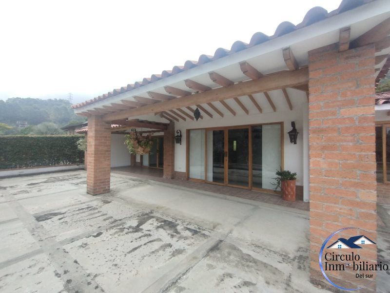 Casa en arriendo Antioquia Envigado San Rafael 10000 m2 Habitaciones 3 Baños 4 Garajes 3 Precio $12000000