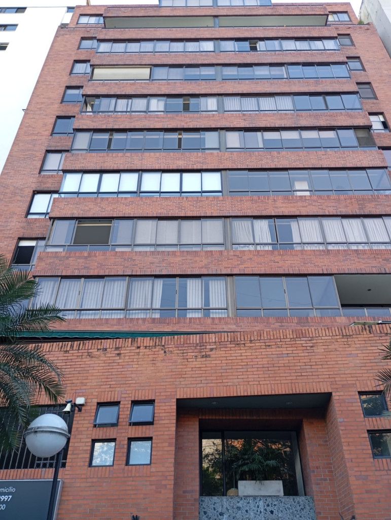 Apartamento en venta Valle Del Cauca Cali Mario Correa Rengifo 268 m2 Habitaciones 1 Baños 2 Garajes 1 Precio $650000000