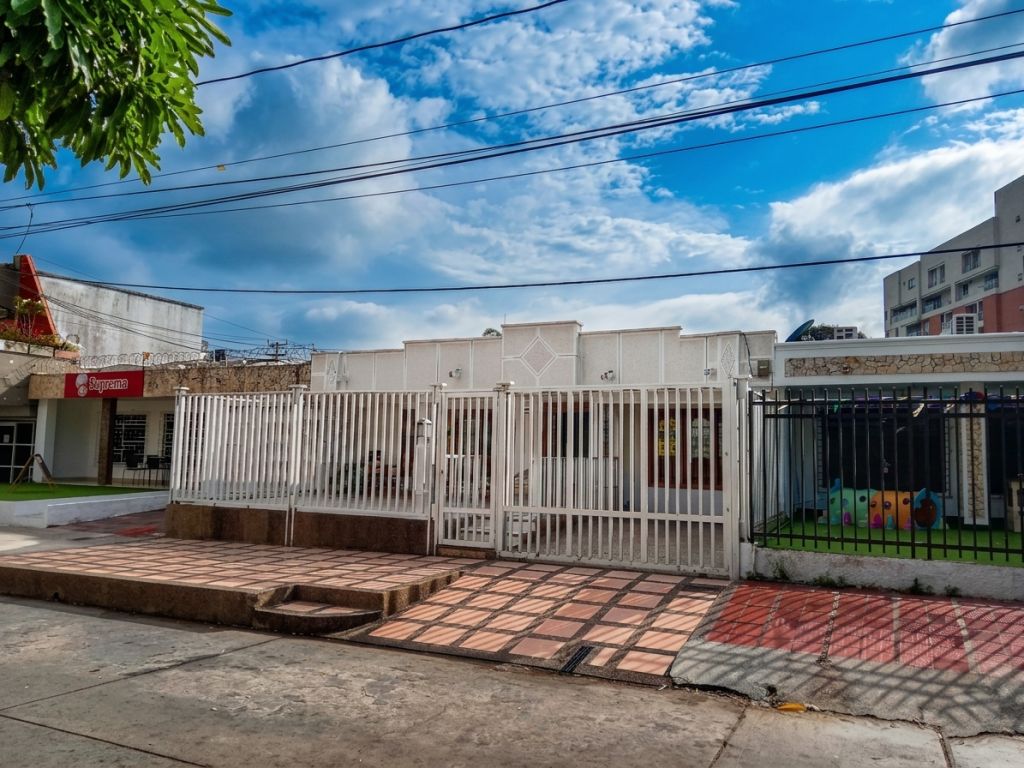 Casa en venta Atlántico Barranquilla El Limoncito 234 m2 Habitaciones 4 Baños 3 Garajes 1 Precio $850000000