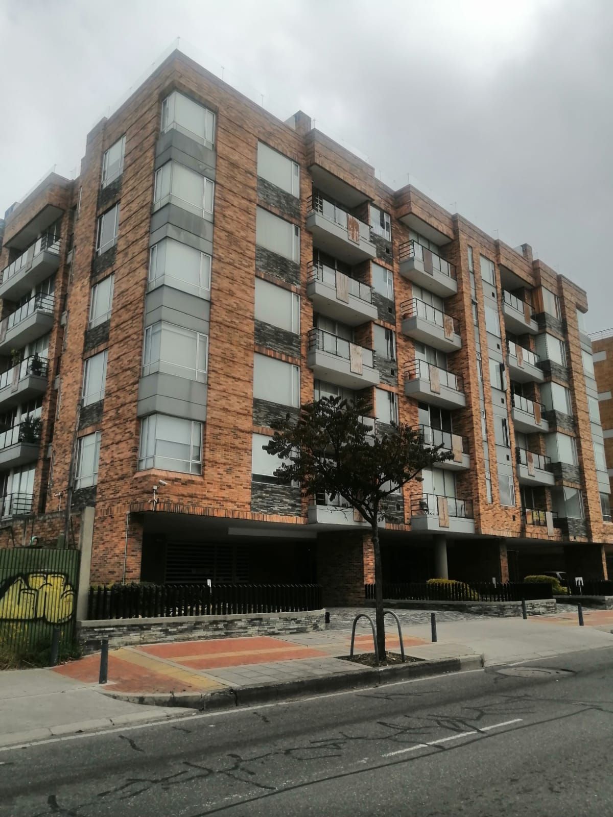Apartamento en venta Cundinamarca Bogotá La Calleja 137 m2 Habitaciones 3 Baños 3 Garajes 2 Precio $1100000000