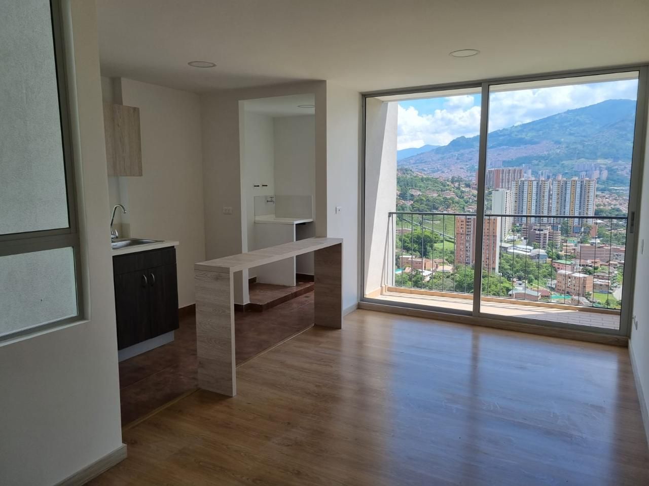 Apartamento en venta Antioquia Copacabana Machado 65 m2 Habitaciones 3 Baños 2 Garajes 1 Precio $350000000