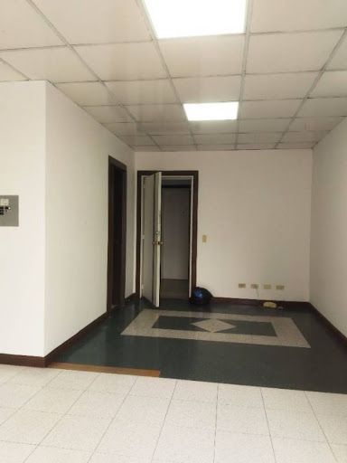 Oficina en arriendo Cundinamarca Bogotá Santa Rosa 19 m2 Habitaciones 0 Baños 1 Garajes 0 Precio $2000000