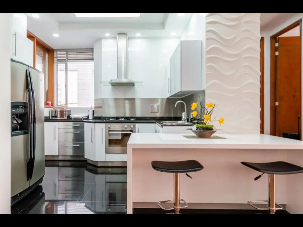 Apartamento en arriendo Cundinamarca Bogotá Chico Norte Et Ii 100 m2 Habitaciones 2 Baños 2 Garajes 2 Precio $8200000