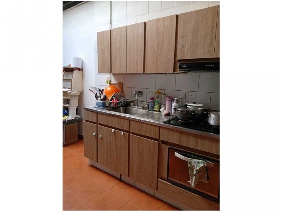 Casa en venta Antioquia Medellín Florida Nueva 290 m2 Habitaciones 6 Baños 5 Garajes 1 Precio $1600000000