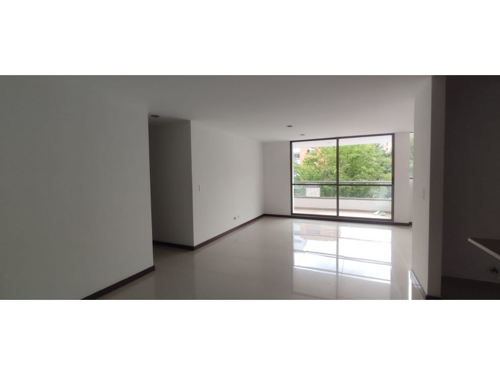 Apartamento en arriendo Antioquia Medellín Bosques De Zuñiga 117 m2 Habitaciones 3 Baños 4 Garajes 2 Precio $5200000