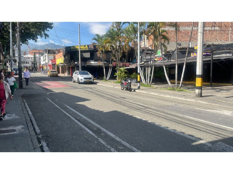 Local en arriendo Antioquia Envigado Bucarest 25 m2 Habitaciones 0 Baños 1 Garajes 0 Precio $4500000