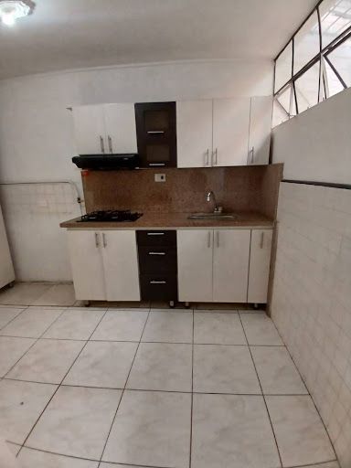 Casa en arriendo Antioquia Medellín Calasanz 160 m2 Habitaciones 5 Baños 3 Garajes 2 Precio $7500000