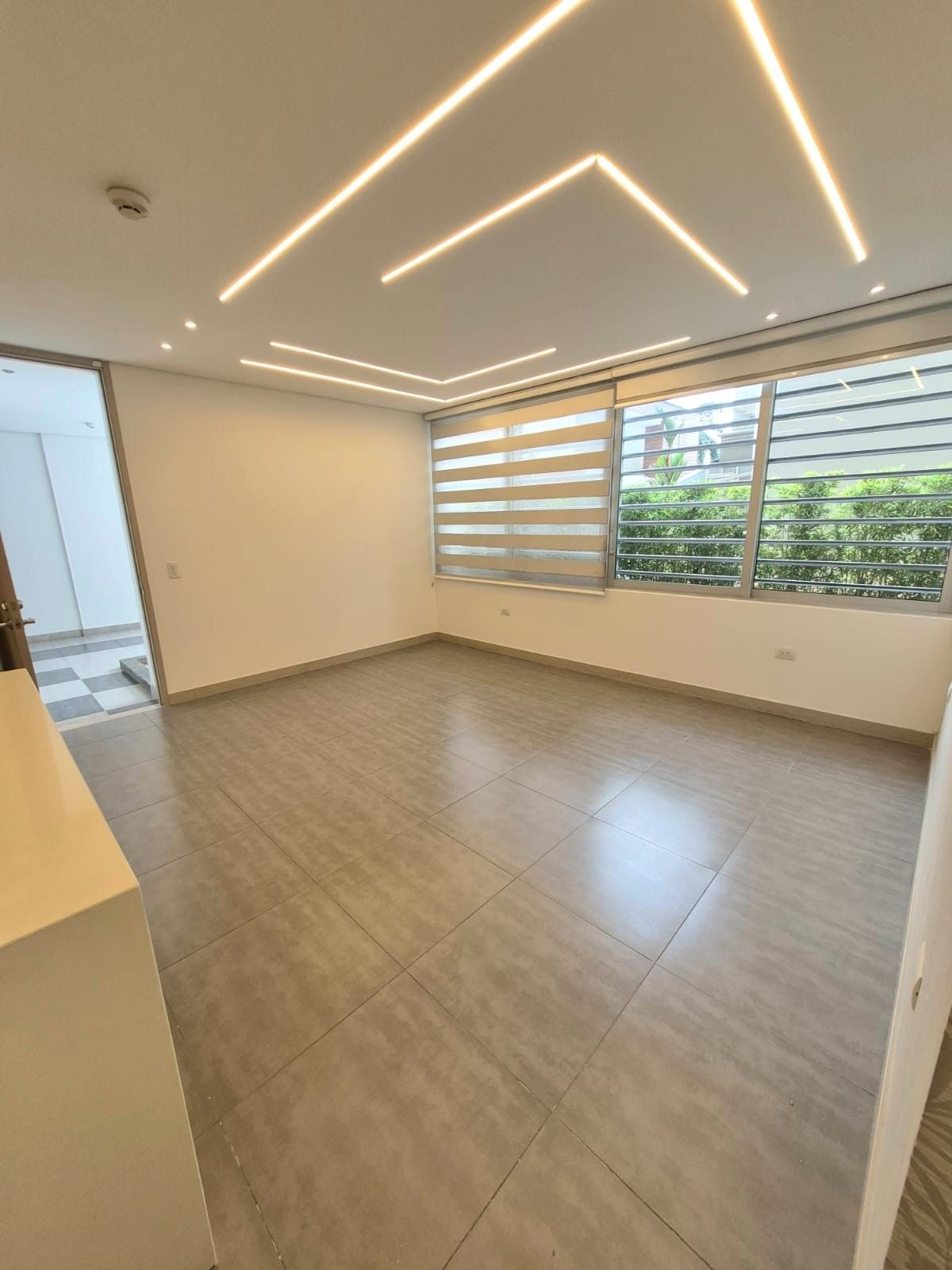 Apartamento en arriendo Valle Del Cauca Cali Santa Isabel 80 m2 Habitaciones 2 Baños 2 Garajes 1 Precio $3500000