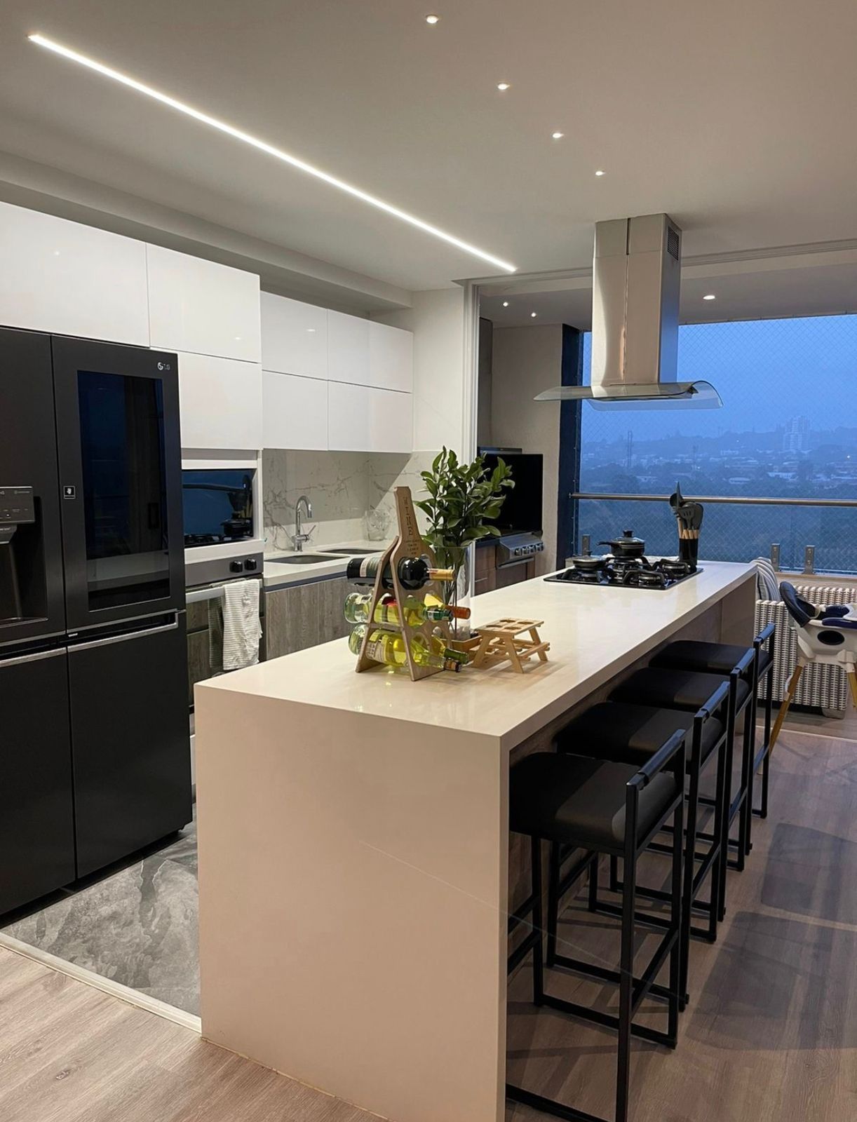 Apartamento en venta Valle Del Cauca Cali Parcelacion Cerros La Buitrera 147 m2 Habitaciones 4 Baños 5 Garajes 2 Precio $1010000000