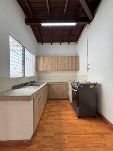 Casa en arriendo Antioquia Medellín Urbanizacion Bosques De La Capellania 160 m2 Habitaciones 3 Baños 3 Garajes 0 Precio $3600000