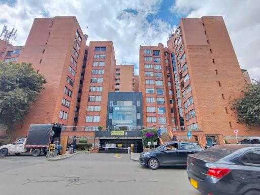 Apartamento en arriendo Cundinamarca Bogotá Popular Modelo 91 m2 Habitaciones 3 Baños 2 Garajes 1 Precio $3900000