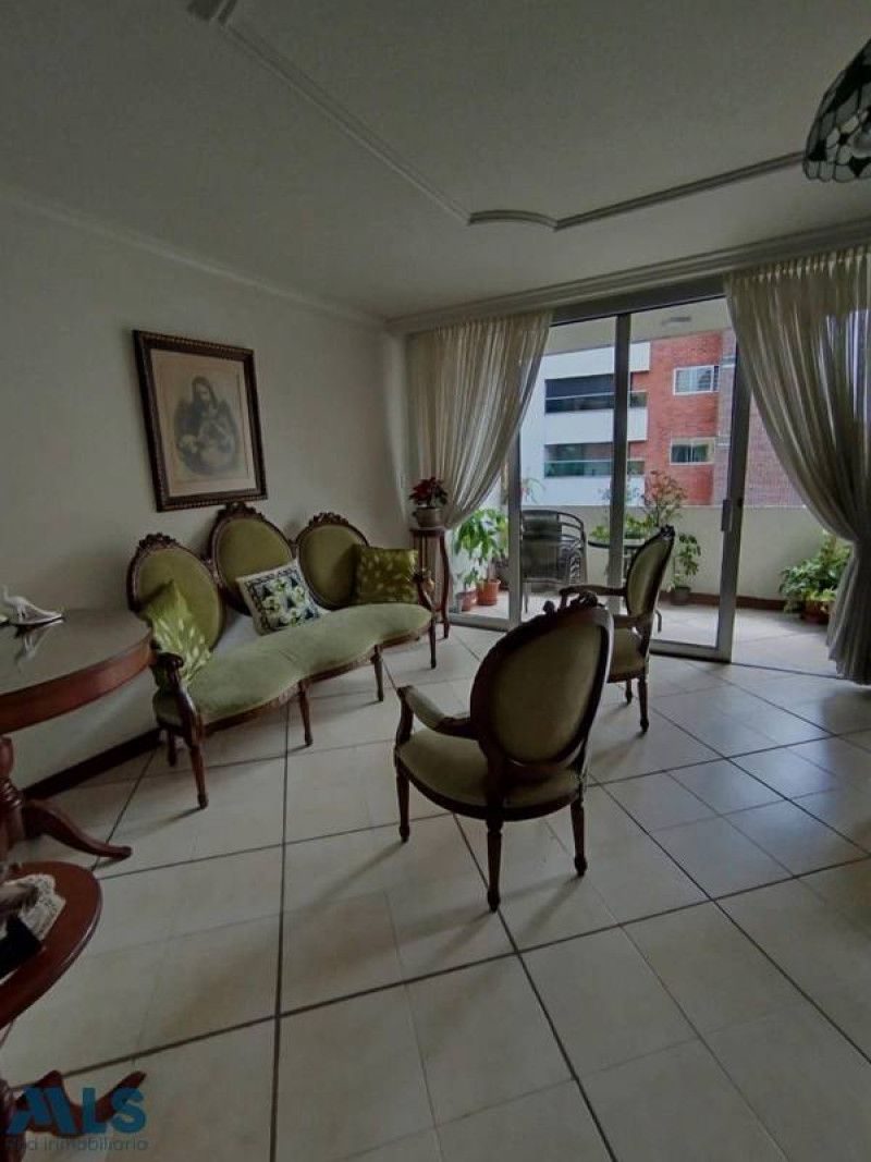 Inmuebles en Remate Apartamento en venta Antioquia Medellín Bolivariana 165 m2 Habitaciones 3 Baños 3 Garajes 1 Precio $770000000