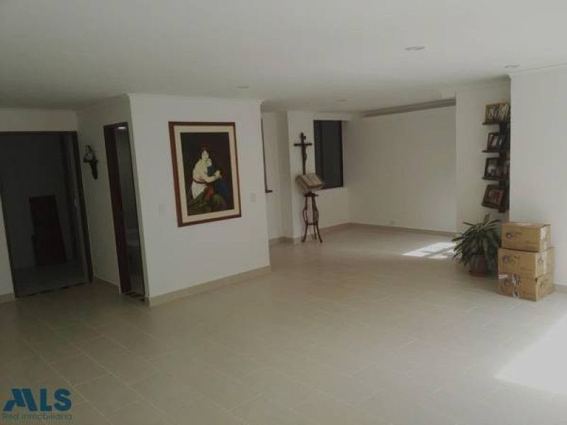 Inmuebles en Remate Apartamento en venta Antioquia Medellín Laureles 166 m2 Habitaciones 4 Baños 5 Garajes 2 Precio $920000000