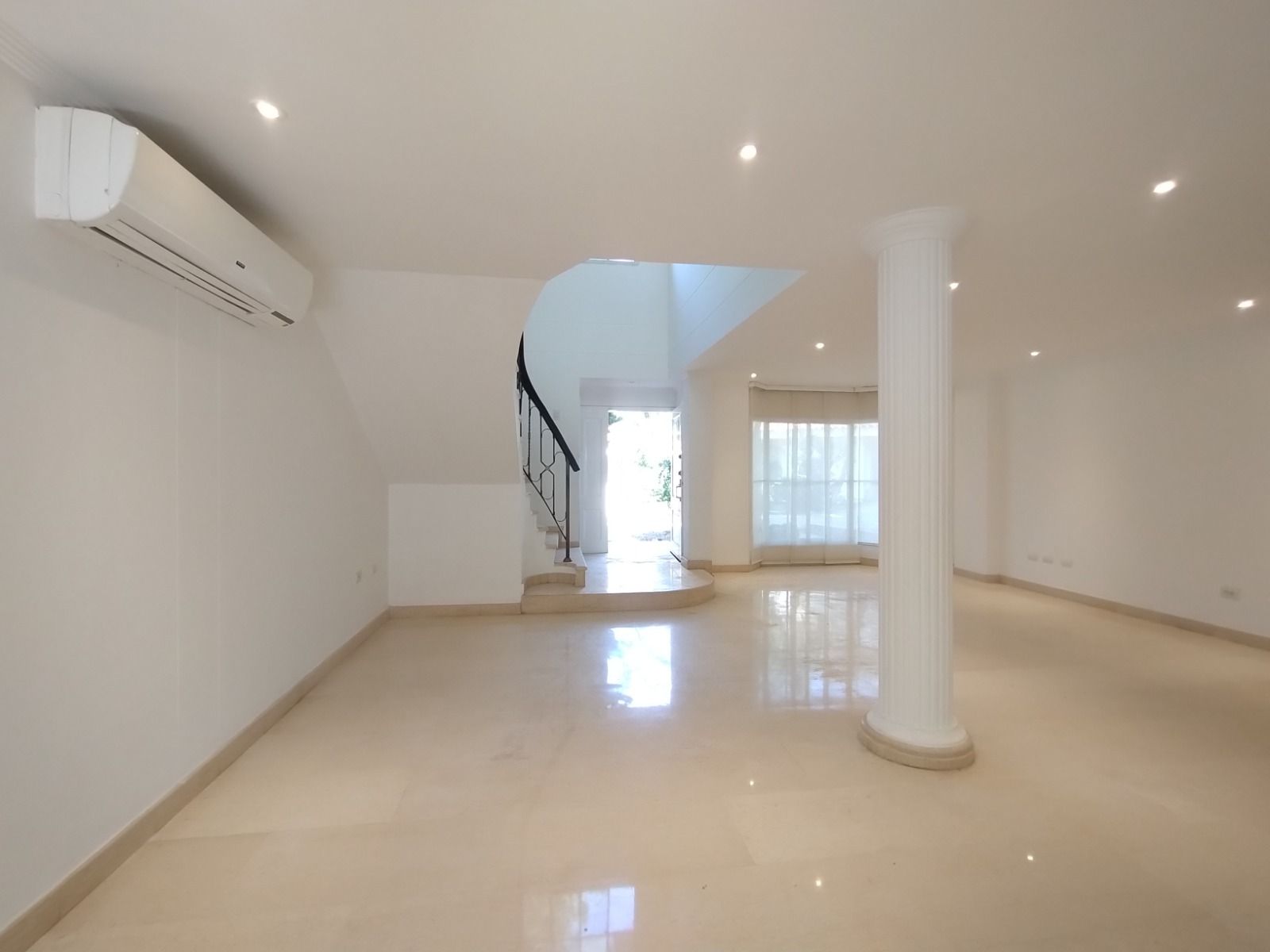 Casa en arriendo Atlántico Barranquilla Cr Vizcaya 285 m2 Habitaciones 3 Baños 4 Garajes 2 Precio $9500000