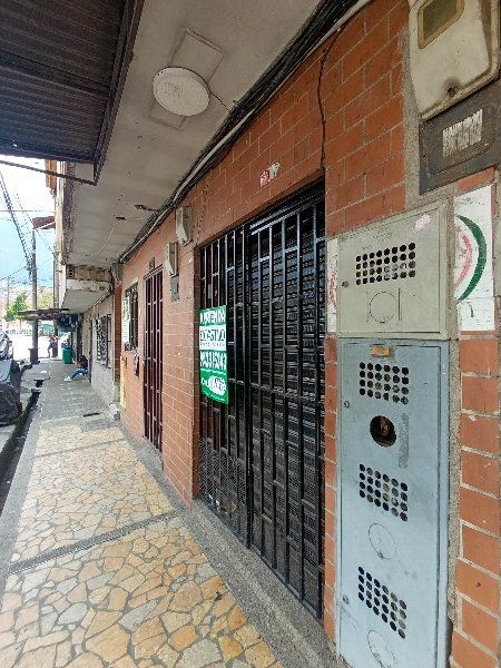 Local en arriendo Antioquia Bello Buenos Aires 10 m2 Habitaciones 0 Baños 1 Garajes 0 Precio $800000
