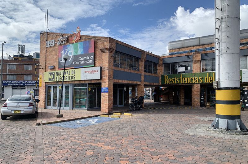 Local en venta Cundinamarca Bogotá Granada Norte 0 m2 Habitaciones 0 Baños 4 Garajes 0 Precio $309000000