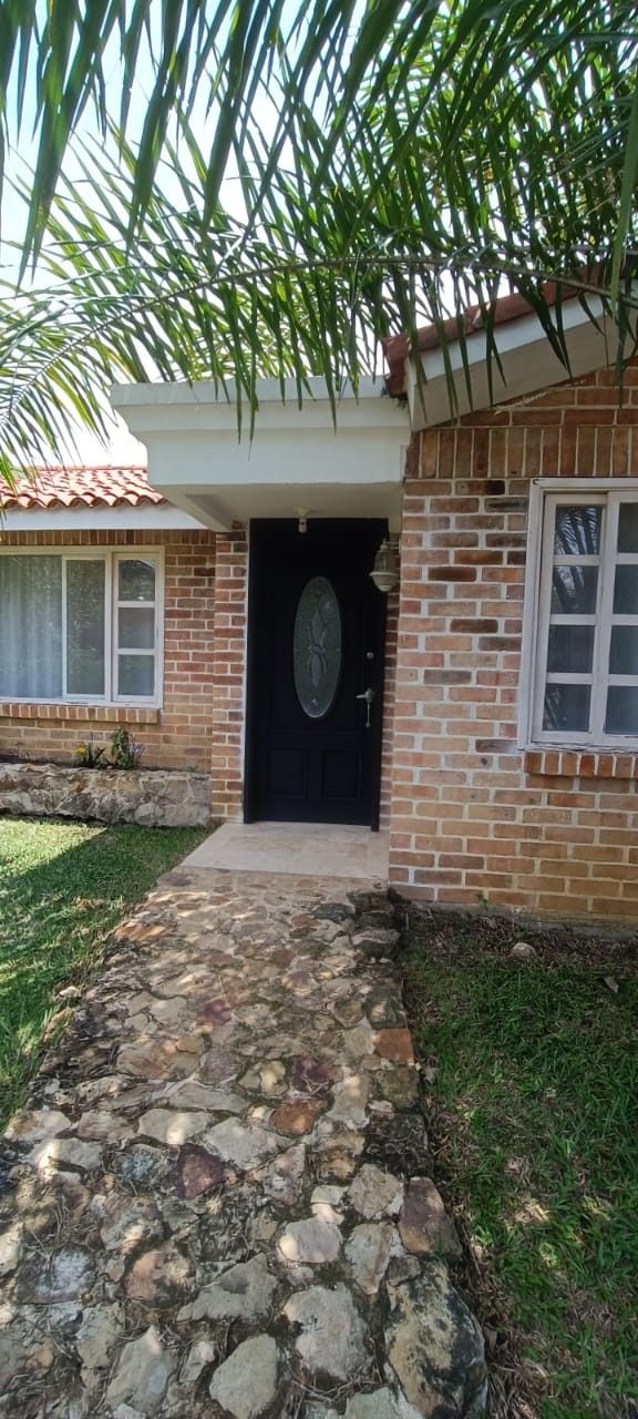 Apartamento en arriendo Valle Del Cauca Cali Cali 150 m2 Habitaciones 2 Baños 2 Garajes 1 Precio $3500000