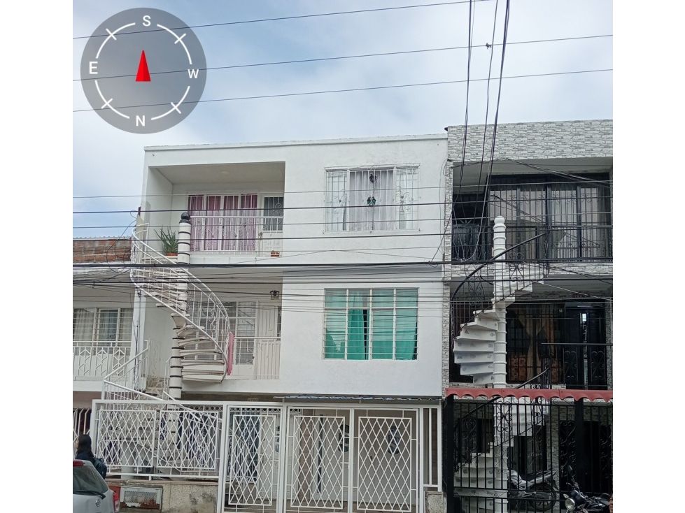 Casa en venta Valle Del Cauca Cali Unión De Vivienda Popular 500 m2 Habitaciones 11 Baños 6 Garajes 1 Precio $650000000