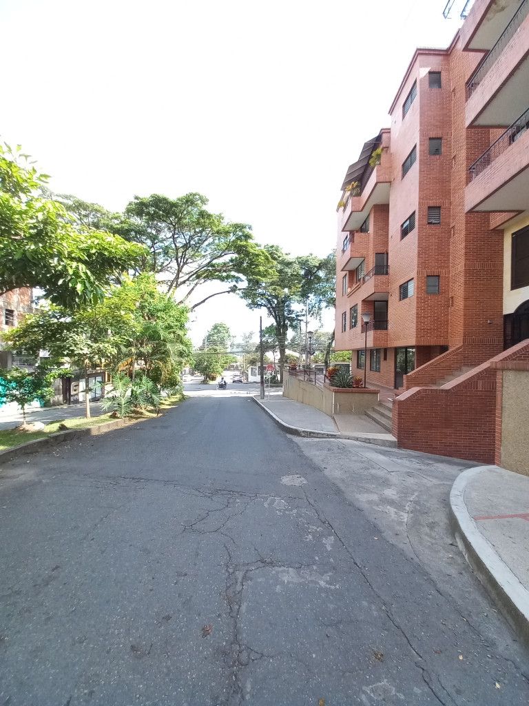 Apartamento en venta Tolima Ibagué Piedra Pintada 137 m2 Habitaciones 3 Baños 3 Garajes 2 Precio $420000000